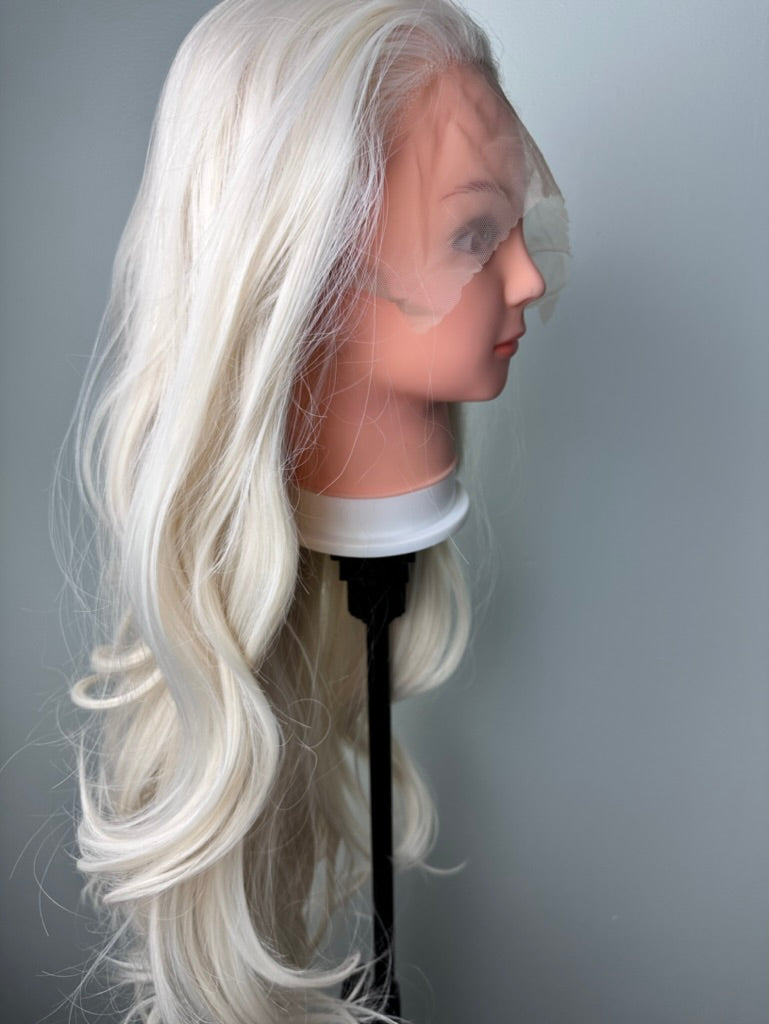 White on sale wig cosplay