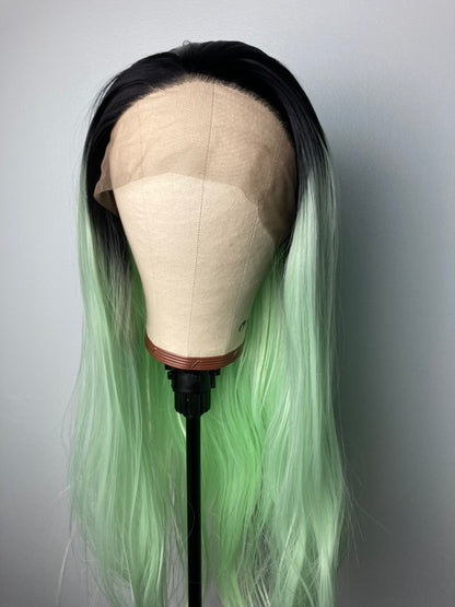 Straight Ombre Black-Light Green 13X4 Lace Front Wigs